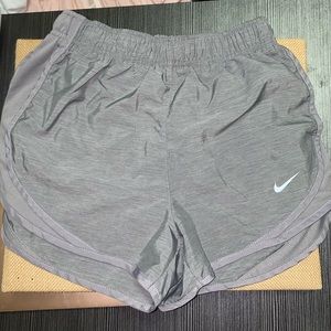 Xs Nike shorts